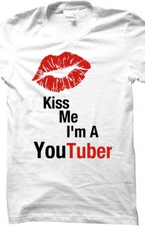Kiss Me I'm A Youtuber