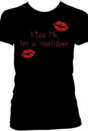Kiss Me, I'm a YouTuber