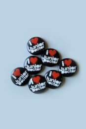 Button (Black)